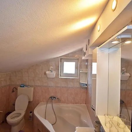 Diana Apartment *