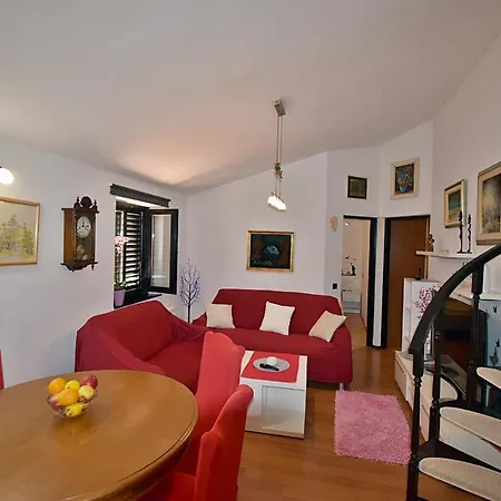 Apartment Diana Banjole
